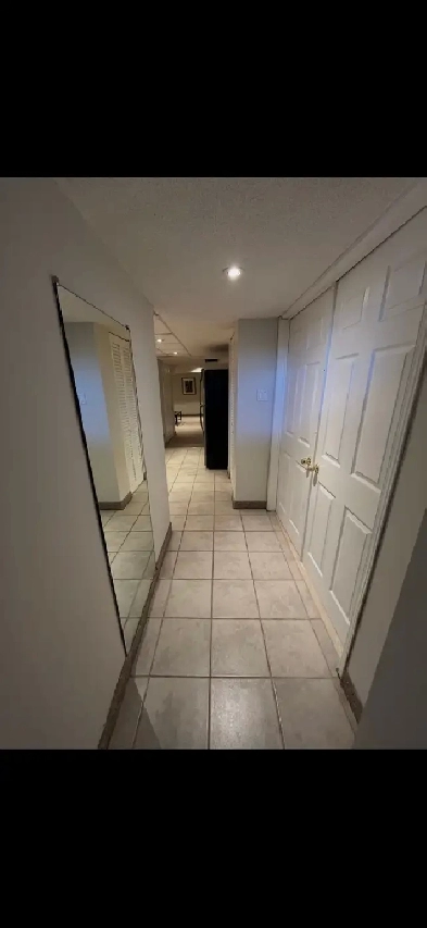 Two Bedroom Basement Apartment Oakville / Missisauaga Image# 1