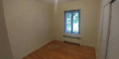 Voisin Cégep Garneau pour étudiante non fumeuse, 1er juillet Image# 1