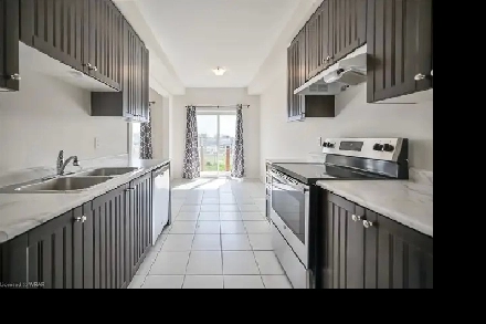 TownHouse for Rent Image# 1