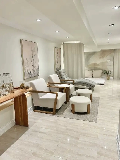 Room for Rent at Verdure Registered Massage Therapy