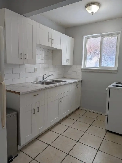 Spacious pet-friendly 2-bedroom apartment for rent in London Image# 1