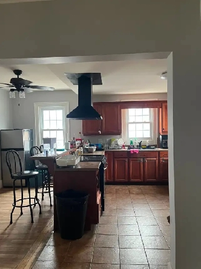 Downtown lease - move in ready! Image# 10