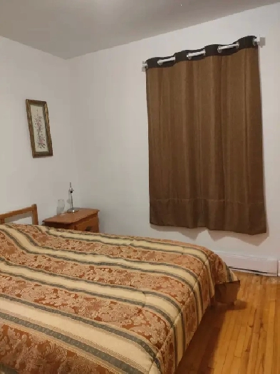 chambre à louer, INTERNET ÉLECTRICITÉ CHAUFFÉ MEUBLÉ Image# 1