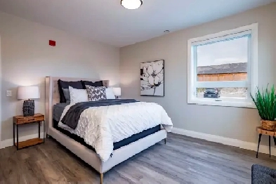 1 BED, 1  Den & 2Bed units! Nest On Wonderland Image# 1