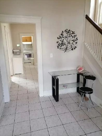 PRIVATE ROOM in a Large Home Image# 1