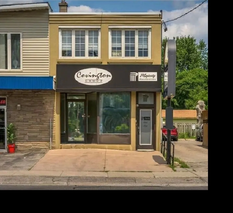 918 Oxford St E London (at Sterling St.) - For Lease $2495