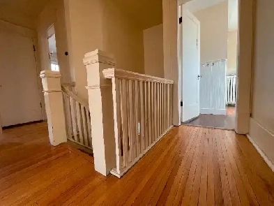 ATTN TRENT STUDENTS 4 BDRMS AVAILIBlE IN HOUSENEARDOWNTOWN