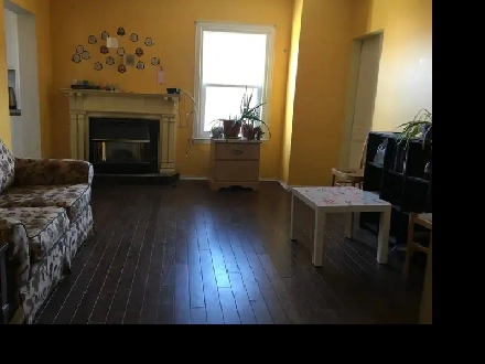 All inclusive Furnished Spacious room 4 rent ByWard market area Image# 1