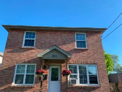 SOUTH END 1 BDRM APARTMENT - QUIET LOCATION –AVAILABLE NOW Image# 1