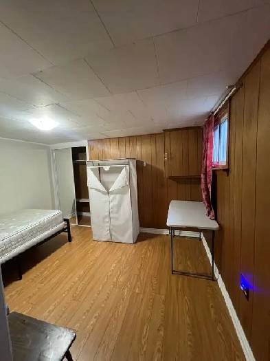 Room for rent - $650 - Females Only Image# 1