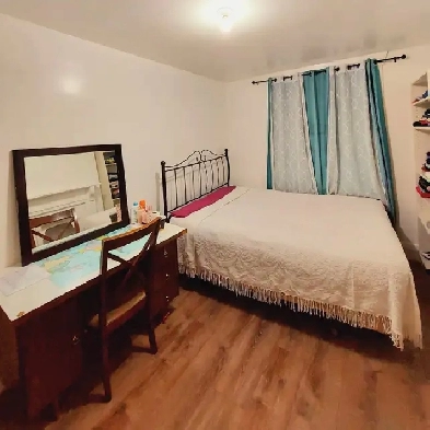 INTERNATIONAL STUDENTS Image# 1