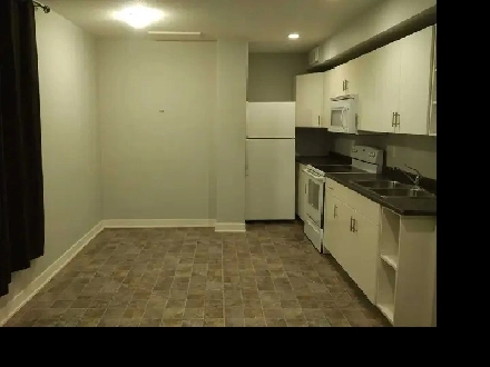 One Bedroom Suite – Harbour Landing  - April 1 Image# 1