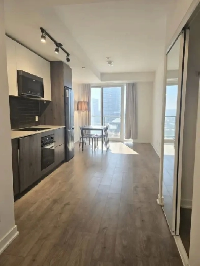 ✨ Brand NEW 1 Bed   Den / 1 Bath  (East Downtown, Toronto)✨ Image# 1