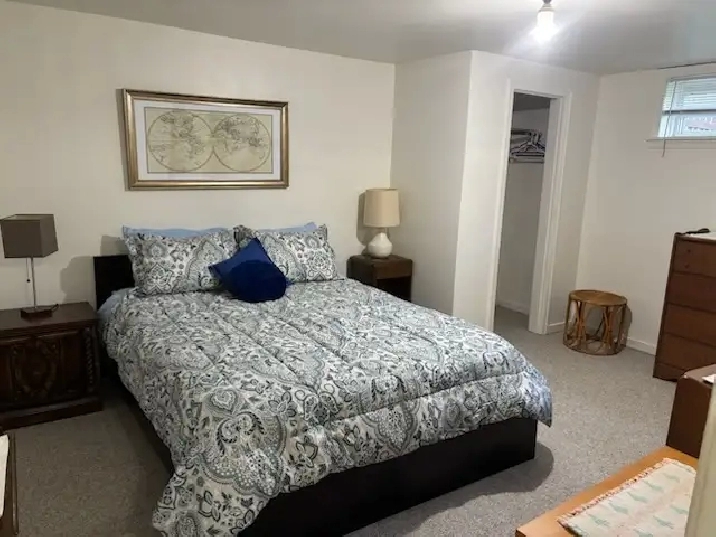 Large, Bright, Fully Furnished 1 Bedroom Basement Suite!