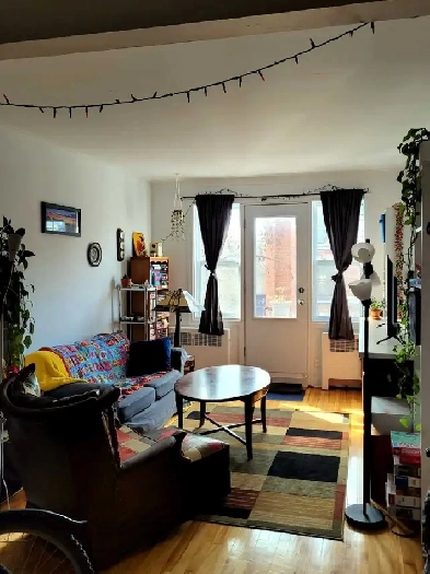 Appartement 2 chambres Parc-Extension - Dispo 1er mai Image# 1