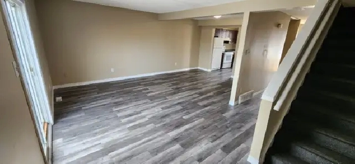 FANSHAWE STUDENTS ROOMS FOR RENT ($550 ALL-IN)