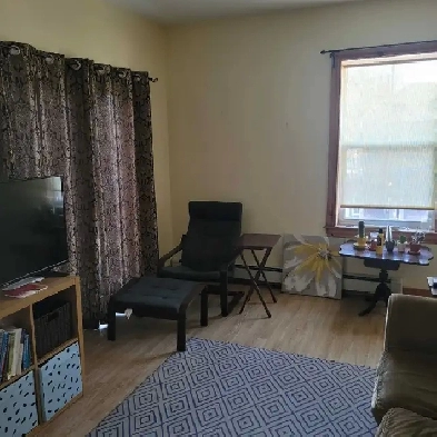 Room rental for 2 months in the summer Image# 2