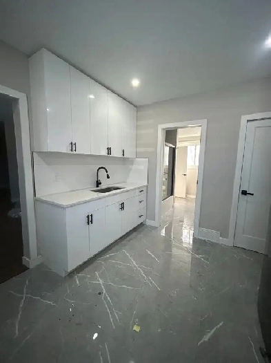 Fantastic location Ford City Fully Remodeled house Image# 1