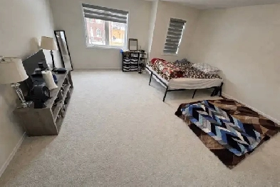 Master bedroom available in sharing for a male Image# 1