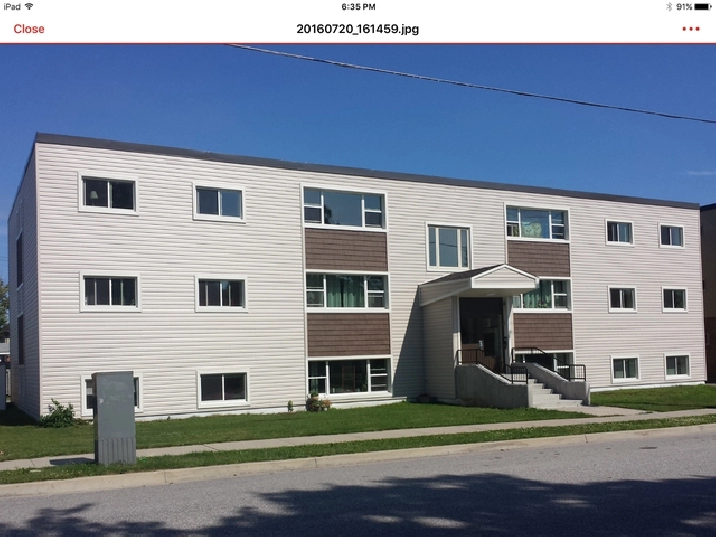 Top Floor Newly Renovated Large 2 Bedroom Available May1 $1750.