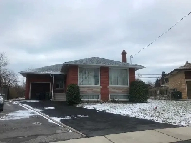 Basement Private Room ready to move-in anyday or from April 1st Image# 1