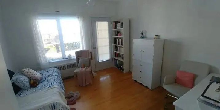 1er juiller à côté Cégep Garneau près Université Laval