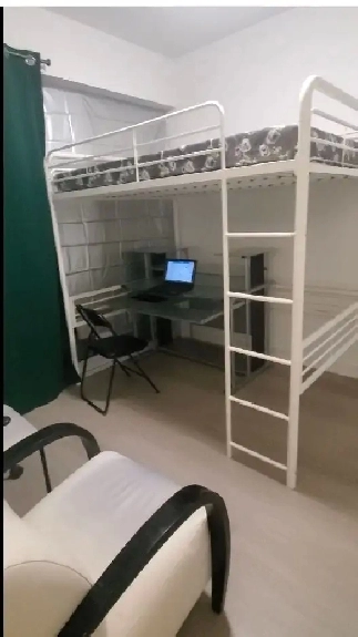 Room: Furnished LUXURY Room in NEW condo M city, swimming pool-