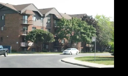 AOUT 2026 -  GRAND 3 1/2- Faut voir!  PRIX IMBATTABLE : 1060$. Image# 1