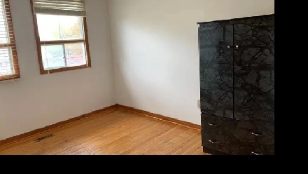 Private room for rent