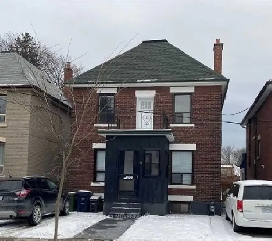 Detached House For Sale In Weston Community! Image# 1