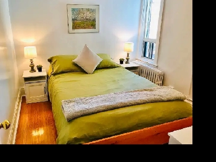 Bloor & Ossington - 2 Bed - Downtown Toronto Suite Image# 1