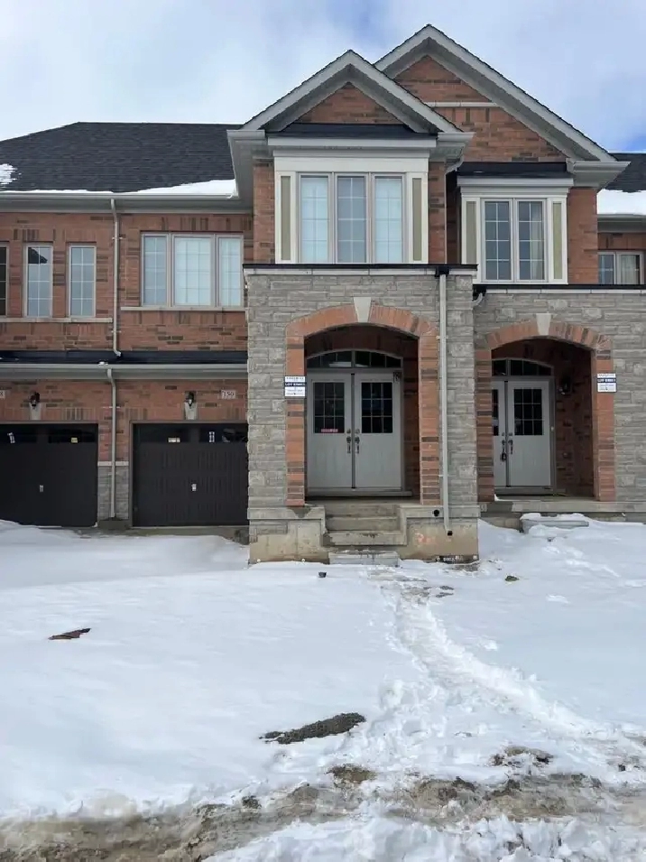 4 Bedroom House for Rent in Brampton