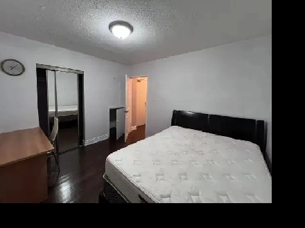 Quiet 130sqft Room on 1st Floor, Near Scarborough Town Center Image# 1