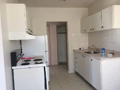 Clean 2BDRM, Quiet Residential Neighbourhood-ALL INCLUSIVE! Image# 1