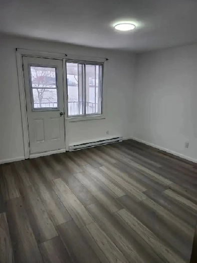 1325$/month-New Renovated 41/2-Lachine-Available now. Image# 1