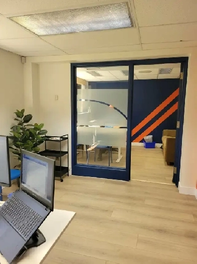 Local bureau  commercial  louer  SaintEsprit