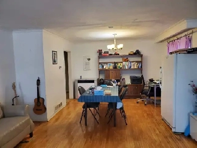 3 Bedroom with Closets, Dining Room Image# 1