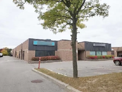 Clean 1,188 SF Industrial Space For Lease - Central Stouffville Image# 2