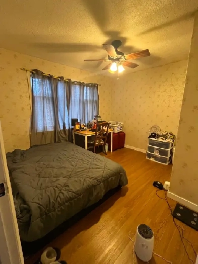 Private room for rent