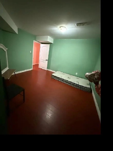 one bedroom bechelor basement