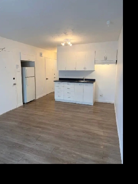 dispo avrilmaijuinou juillet 3 12 en face centre commercial