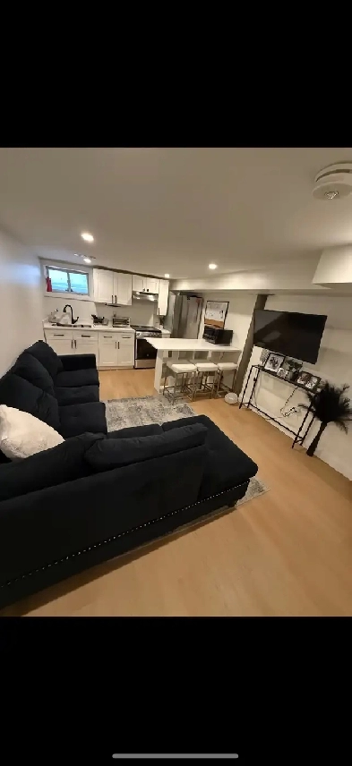 1 Bedroom 1 Bathroom Rental Image# 1