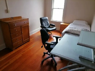 PRIVATE ROOM Image# 1