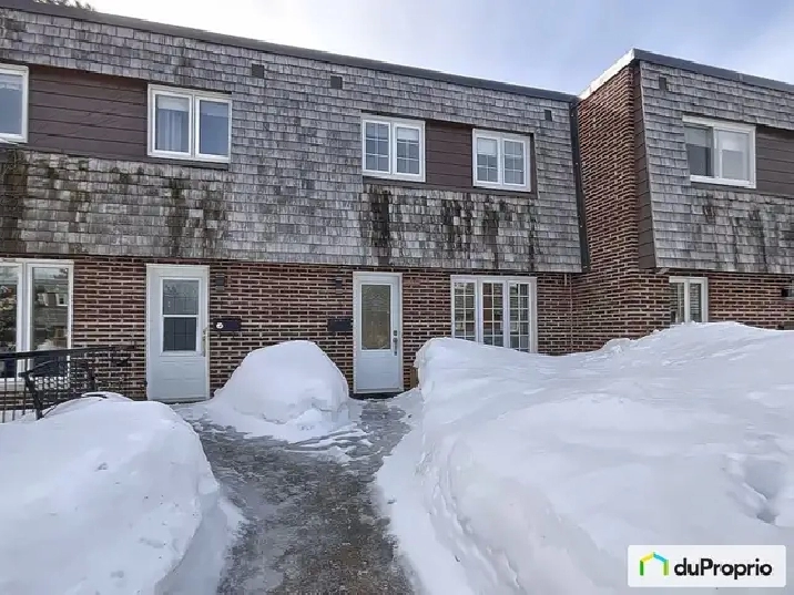 $440,000 - Condominium for sale in Gatineau (Hull)