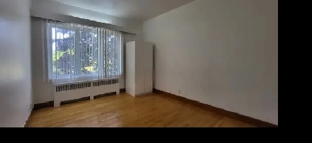 1er juillet pour étudiant(e) seulement à côté Cégep Garneau Image# 1