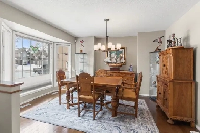 4bdrm 3.5bthrm home w/ $30,000  in builder upgrades! Image# 7