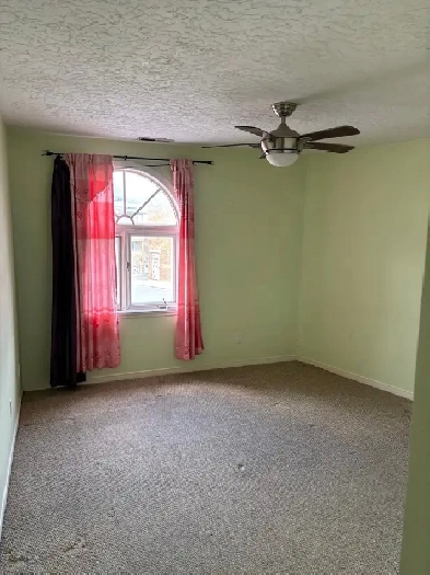 4 Bedroom Apartment for Rent – 413 Montreal Road