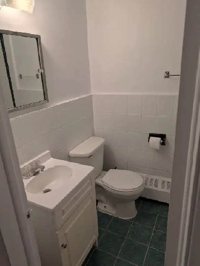 ROSEMONT 3 12 chauff frigo et cuisinire inclus