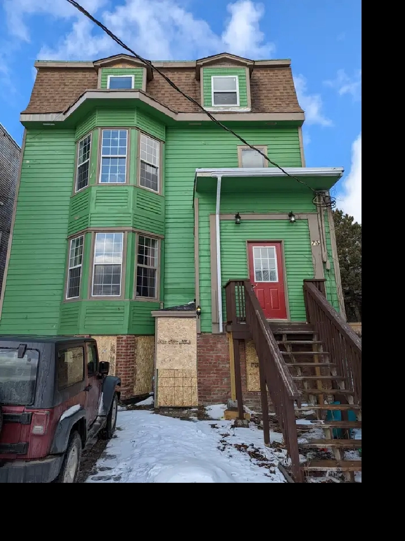 71.5 Mecklenburg - 2BR Uptown, Parking, New Renovation, W/D