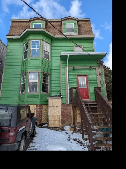 71.5 Mecklenburg - 2BR Uptown, Parking, New Renovation, W/D